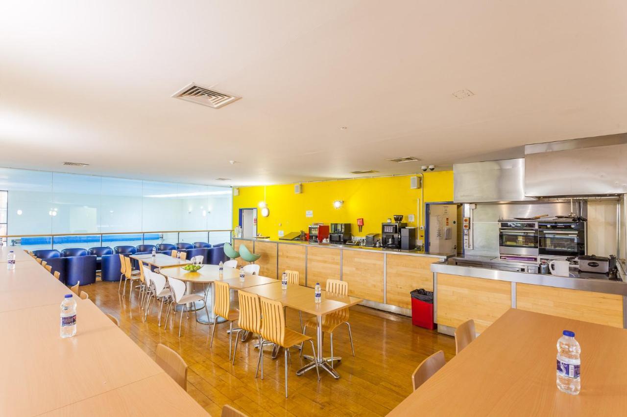 Horizons Accommodation Лондон Экстерьер фото