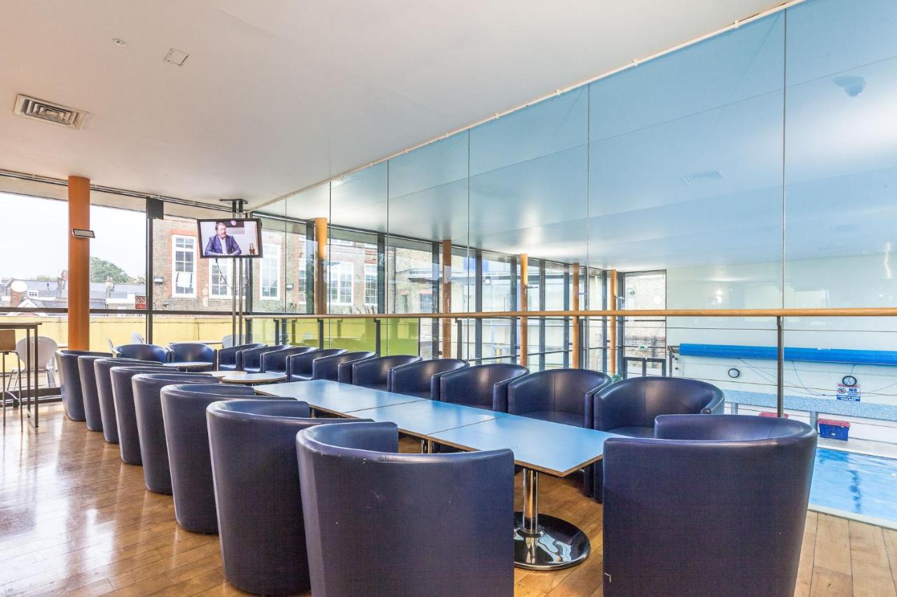 Horizons Accommodation Лондон Экстерьер фото